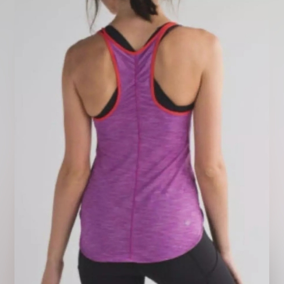 Lululemon What the Sport tank and Speed Up shorts - size 6 - Picture 7 of 7